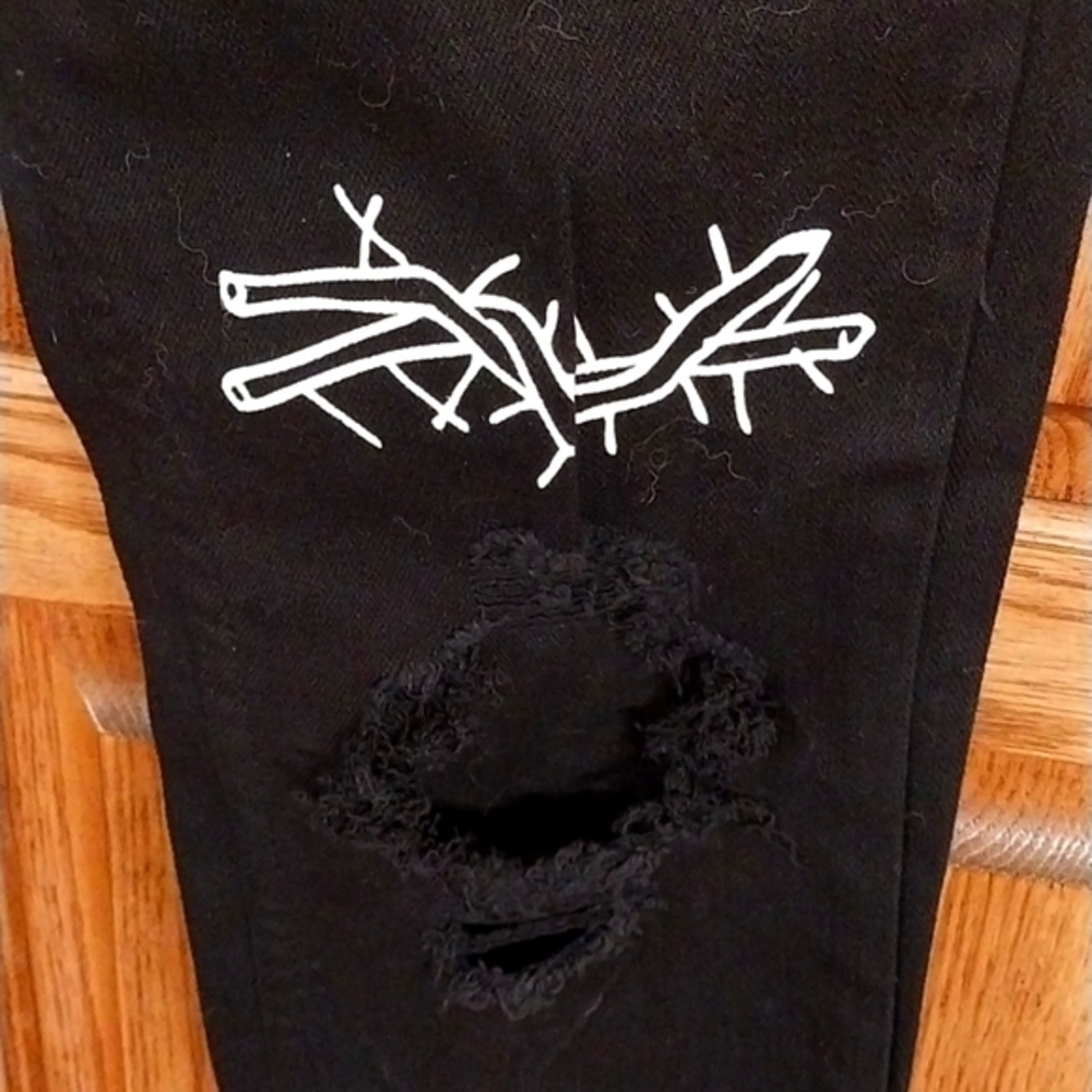Broken‎ Promises By Zumiez NWT Unisex Size 30 Black White Denim Jeans Slim Fit - Picture 13 of 16